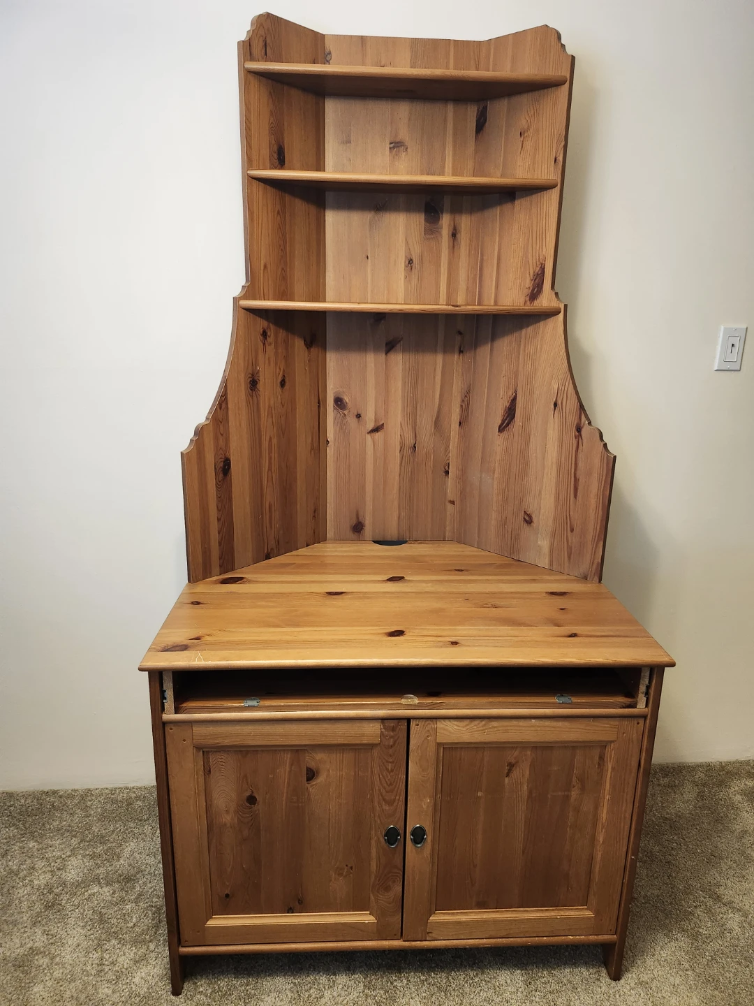 Corner Hutch Desk