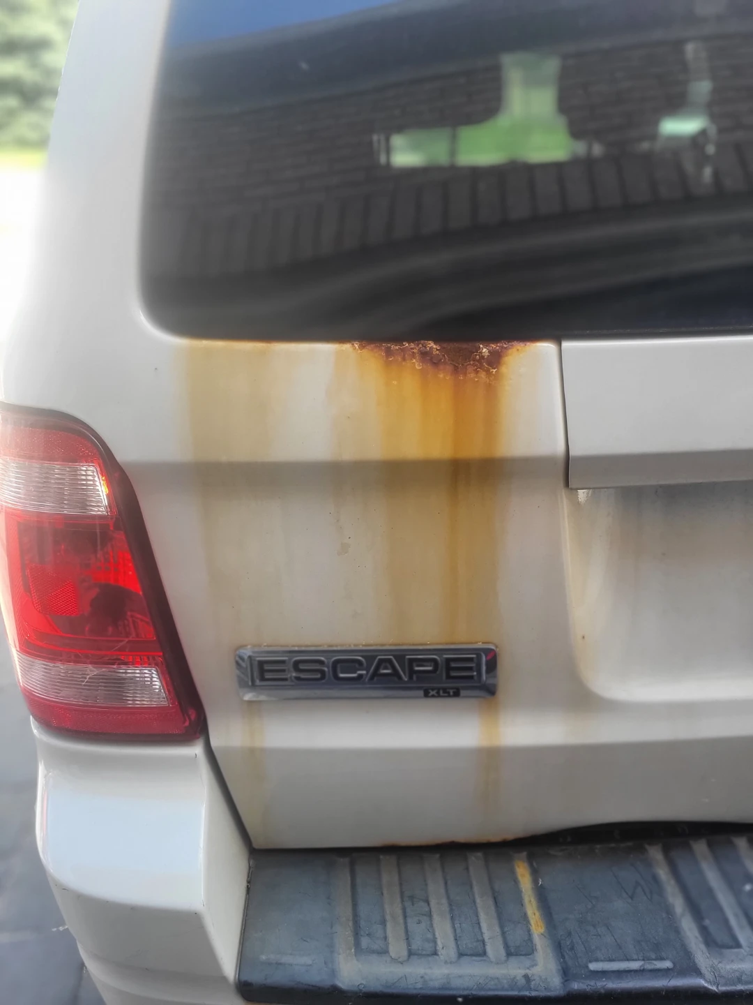 White Ford Escape XLT 2012 - photo 2