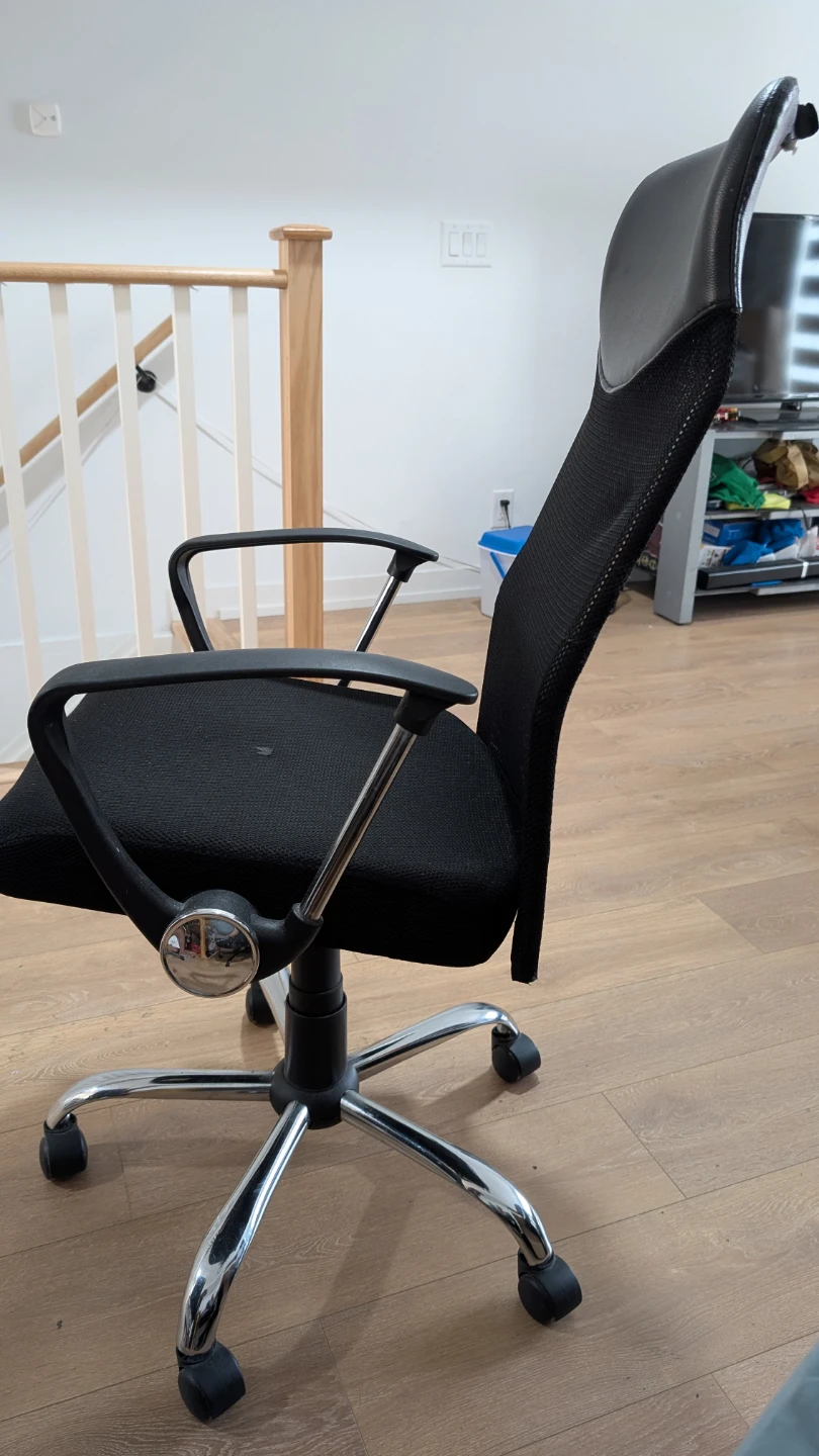 Black Mesh Office Chair - photo 4