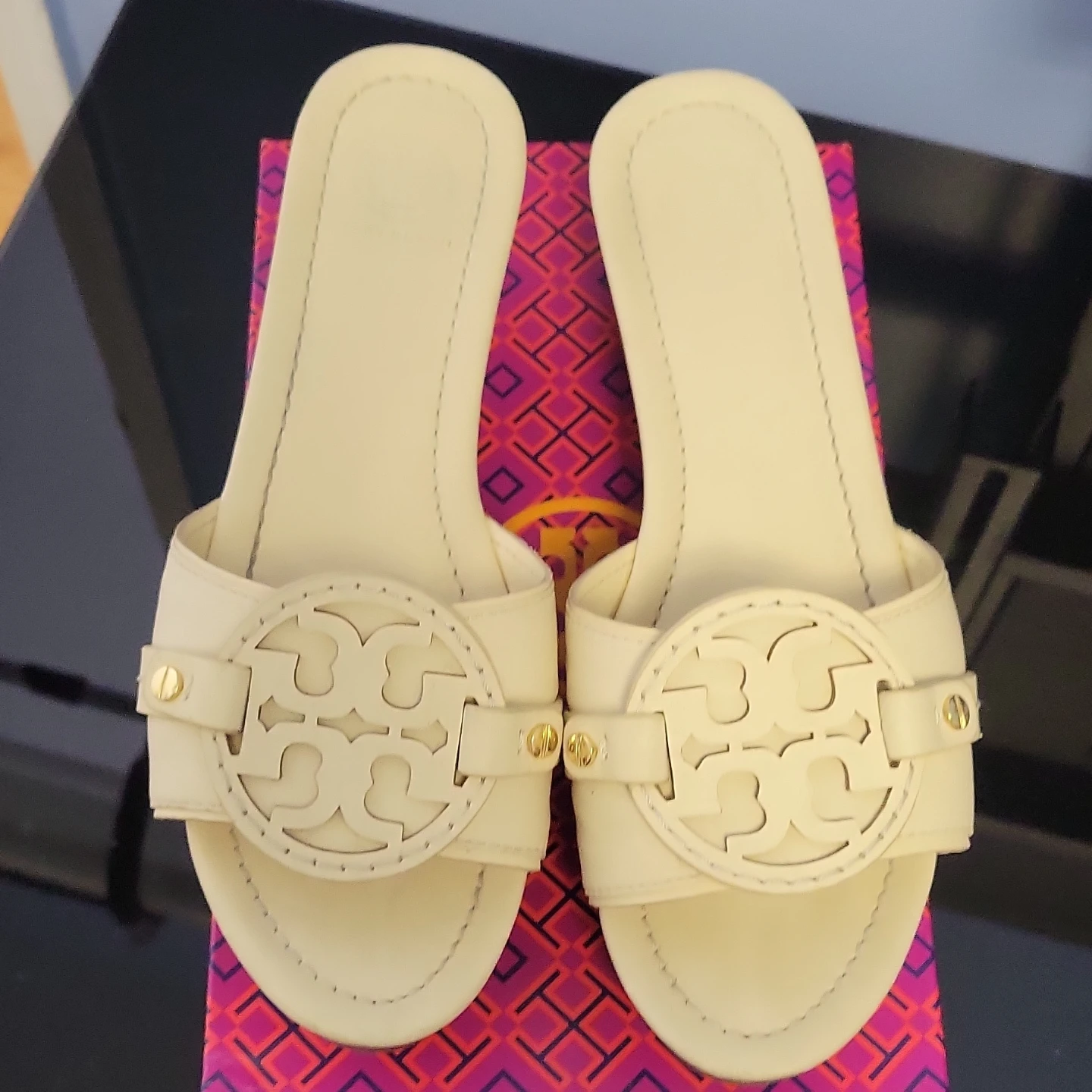 Tory Burch Miller Wedge Sandals Cream Leather Size 7 - photo 5