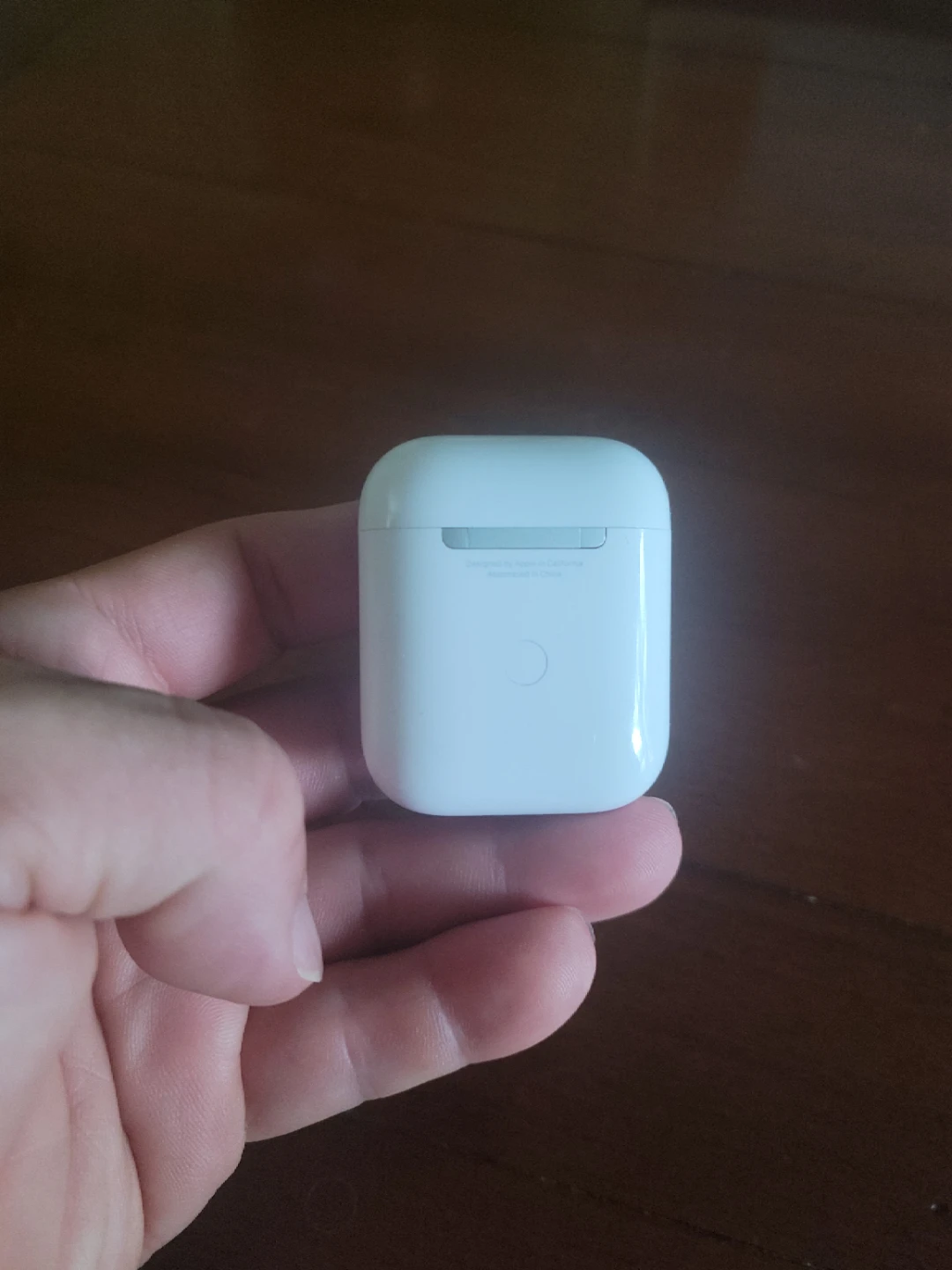 Apple AirPods (2nd Generation) Charging Case with Earbuds - photo 2