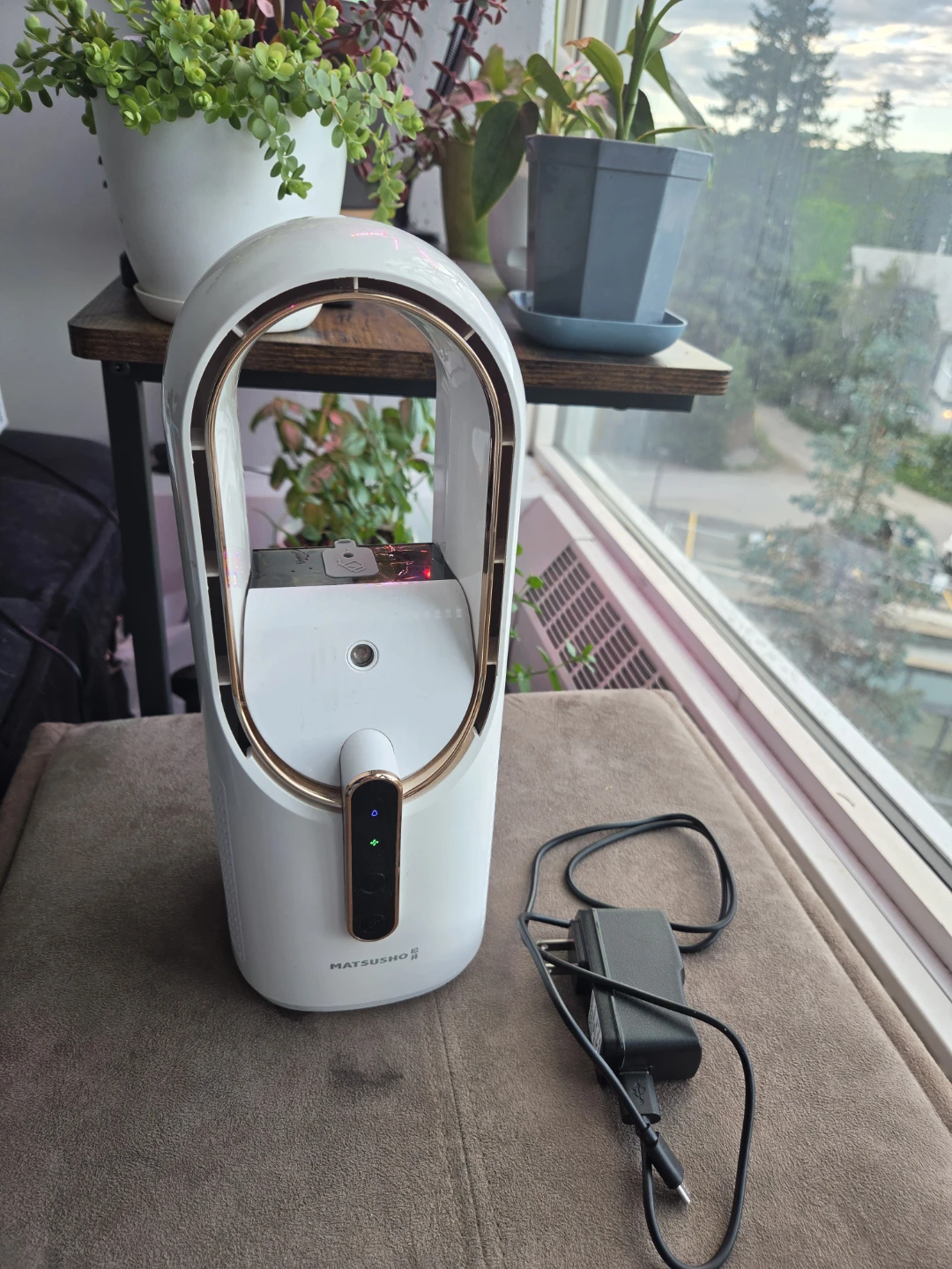 Portable Rechargeable Fan with Humidifier