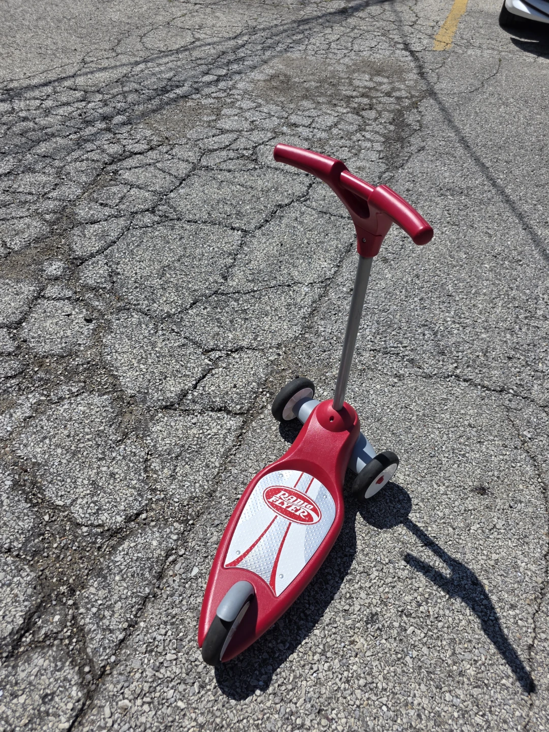 Radio Flyer Red Scooter - photo 2