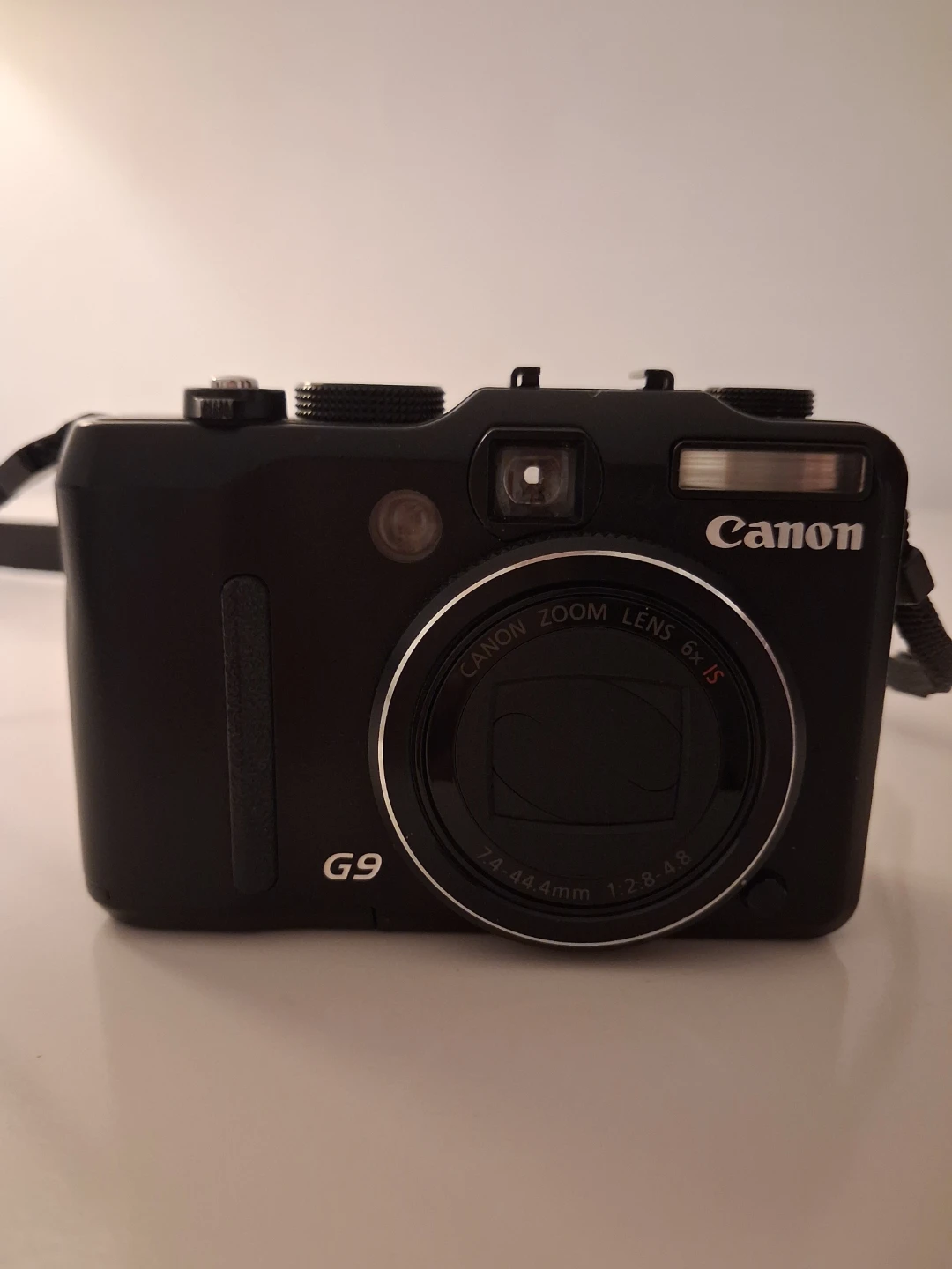 Canon Powershot G9 12.1MP Digital Camera
