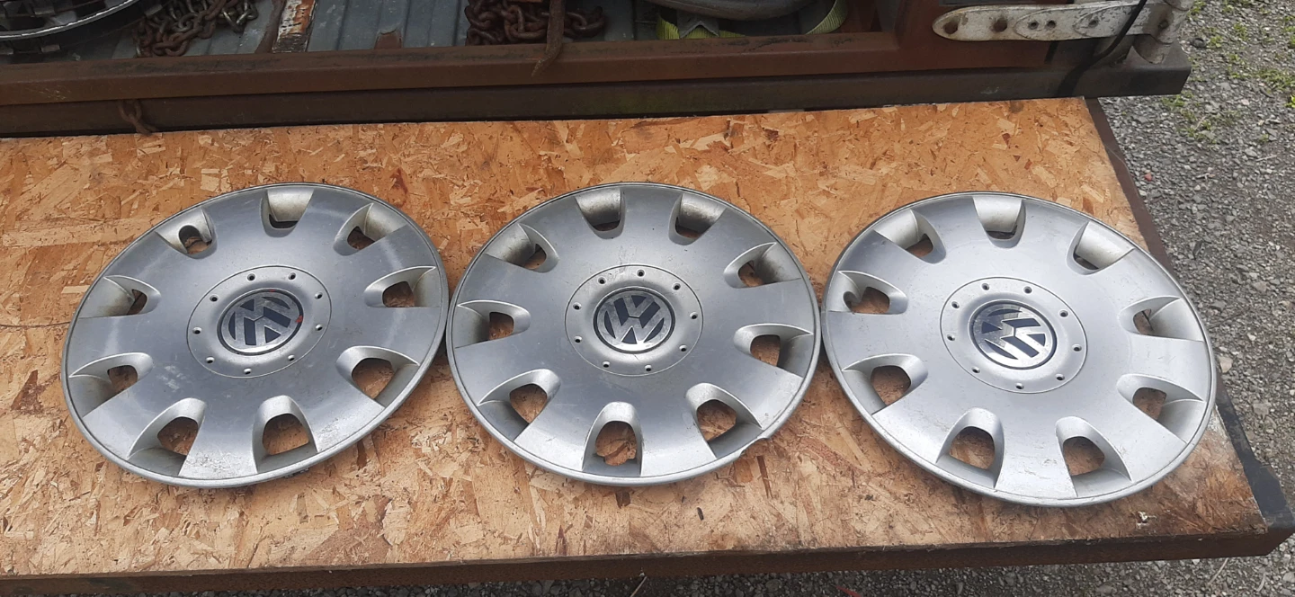 Vw hubcaps