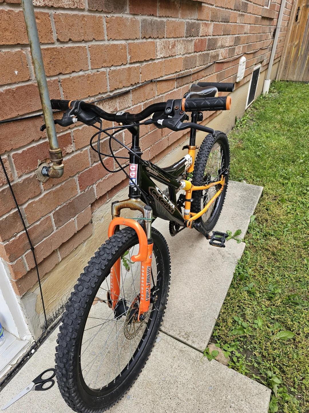 CCM Mountain Bike - photo 2