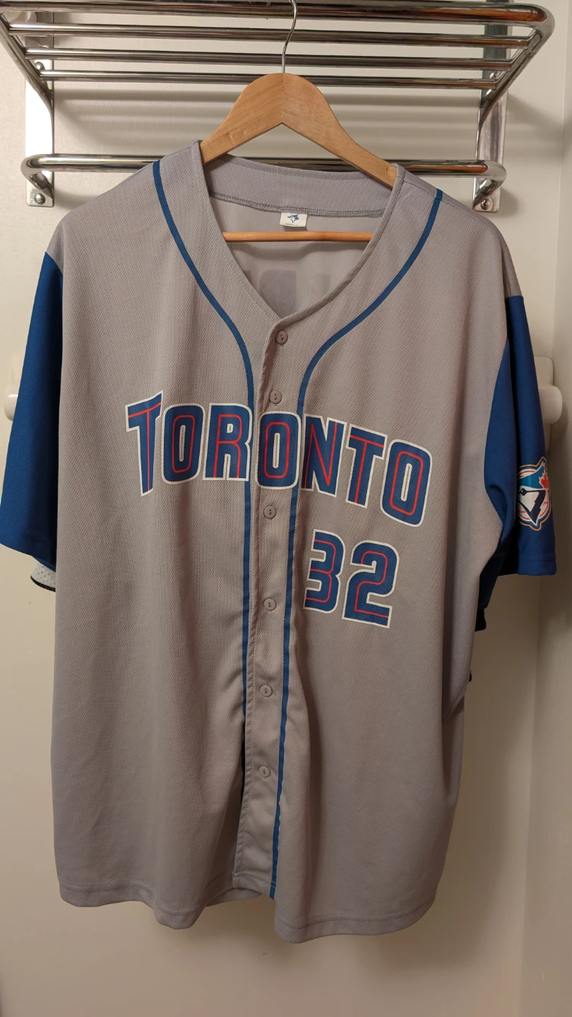 Retro 2000s Toronto Blue Jays Replica Roy Halladay Jersey