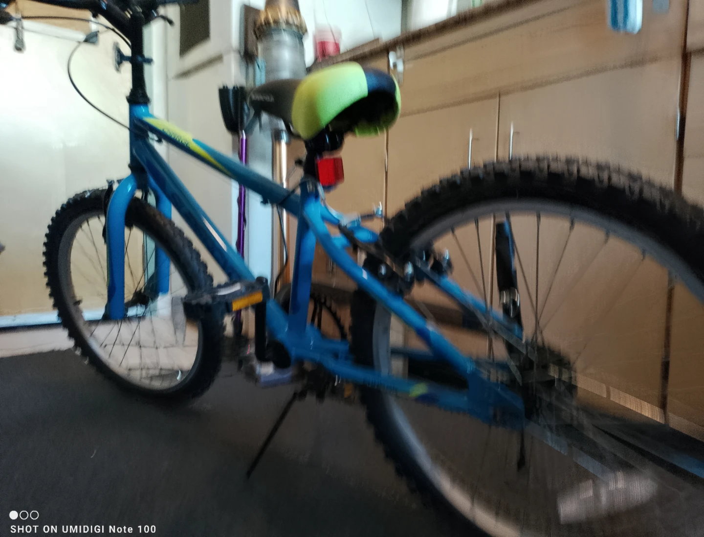 Kid's bike brand new - photo 4