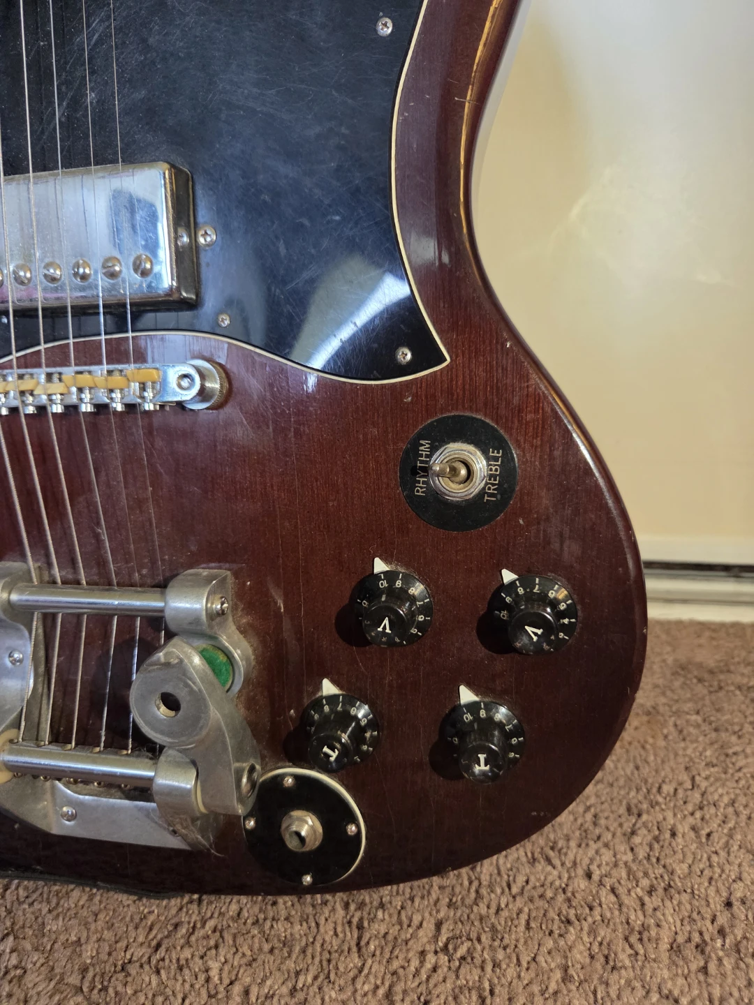 Vintage 1970s Raven SG Electric Guitar, ( made in Japan) - photo 4