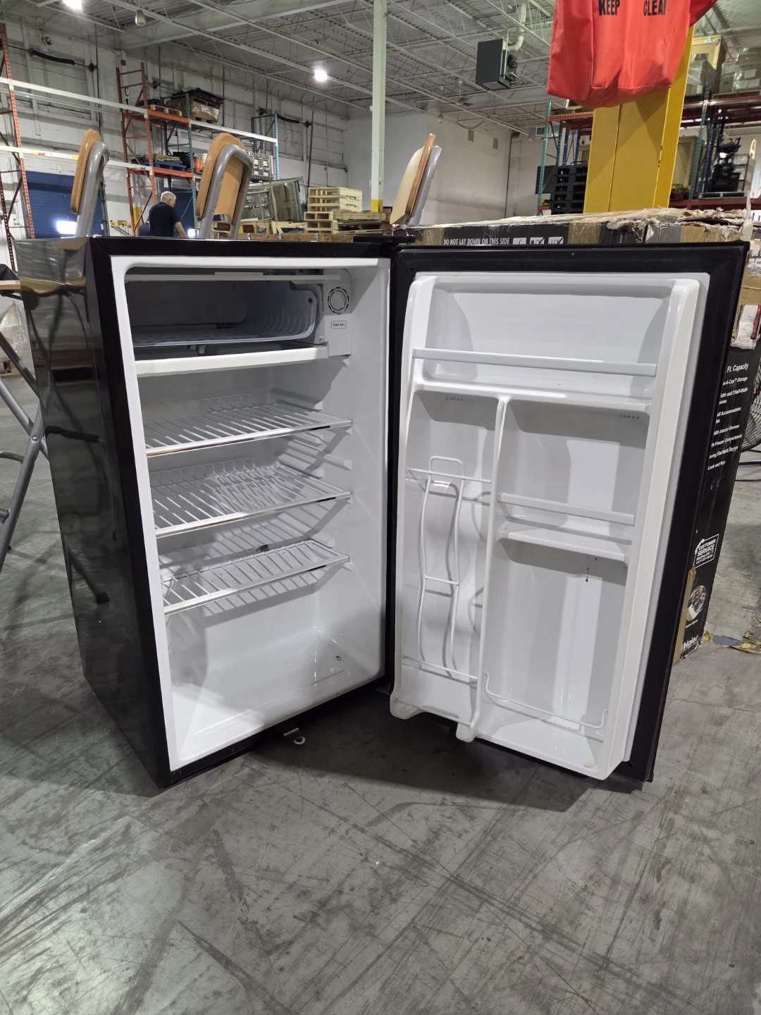 Haier HMSE03WABB Household Refrigerator - photo 2