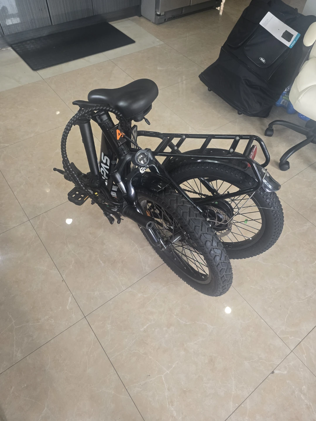 Bicicleta eléctrica  velocidad máxima 28