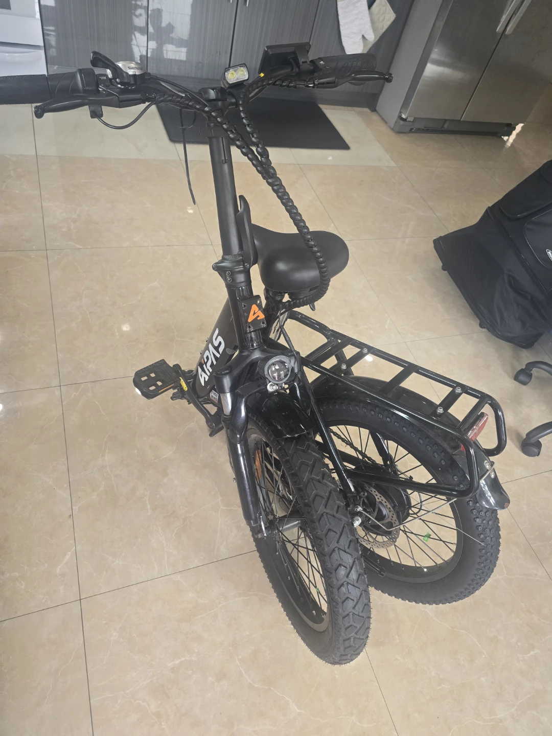 Bicicleta eléctrica  velocidad máxima 28 - photo 2