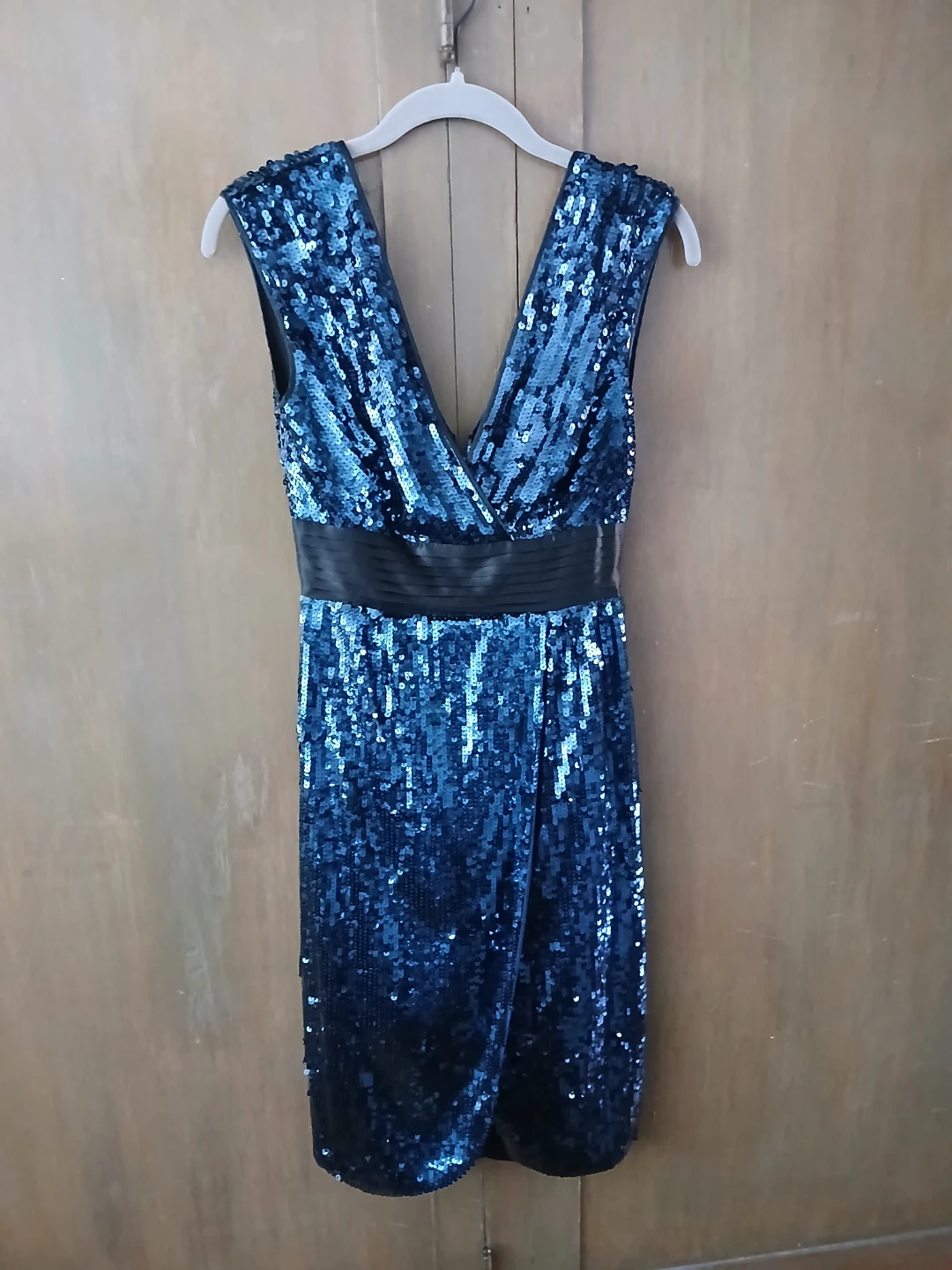 BCBGMAXAZRIA Reeve Sequin V-Neck Dress - Cobalt - XS - photo 4