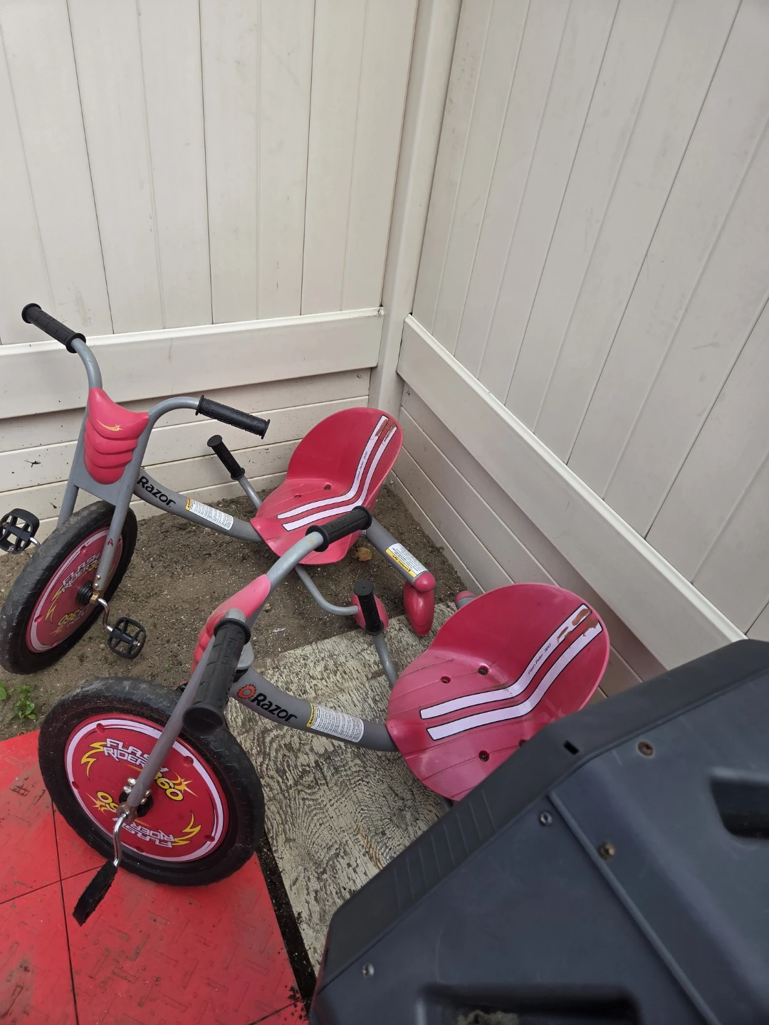 Razor Flash Rider 360 Kids Drifting Tricycle - photo 4