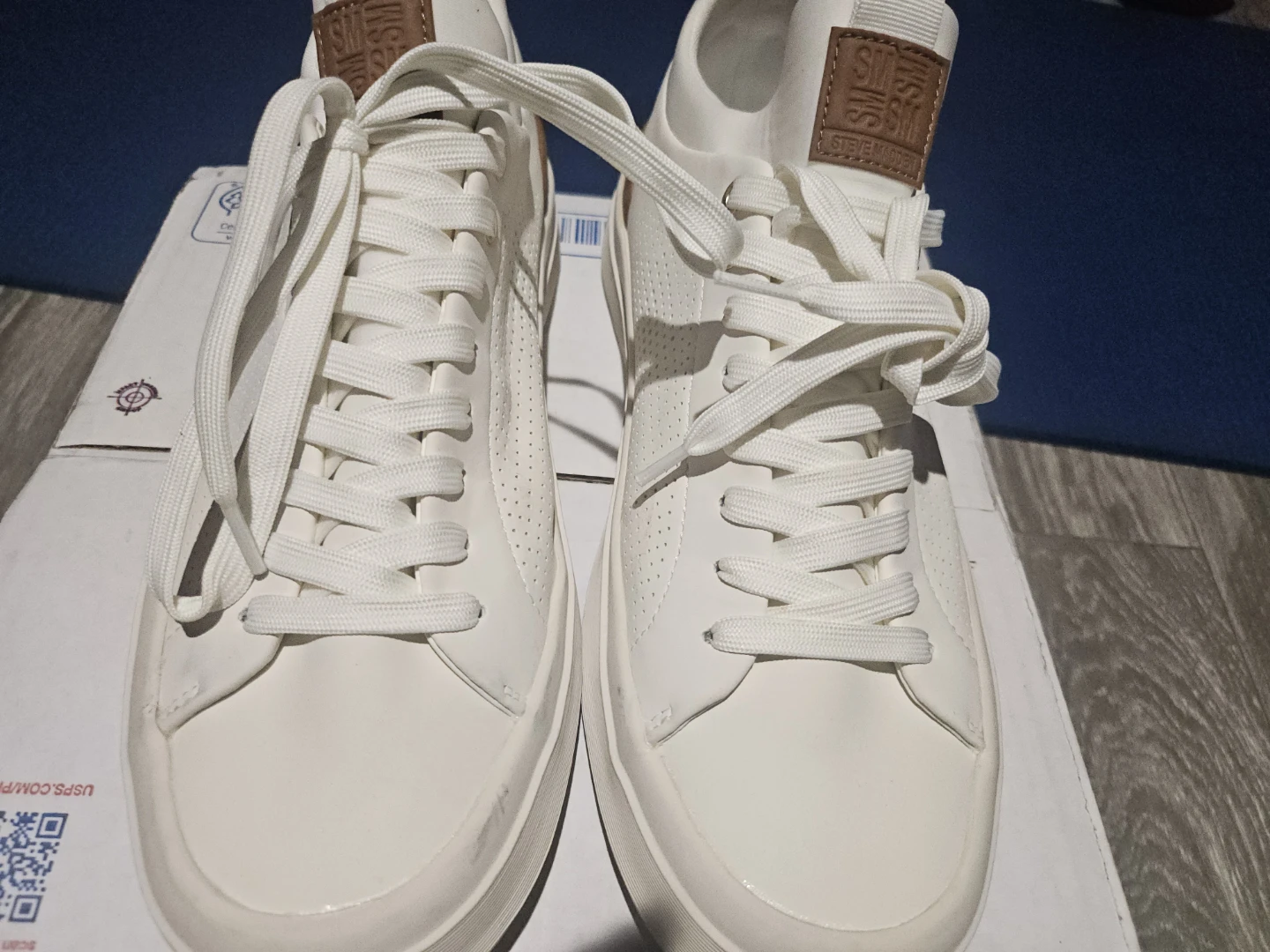 Steve Madden White Sneakers - photo 4
