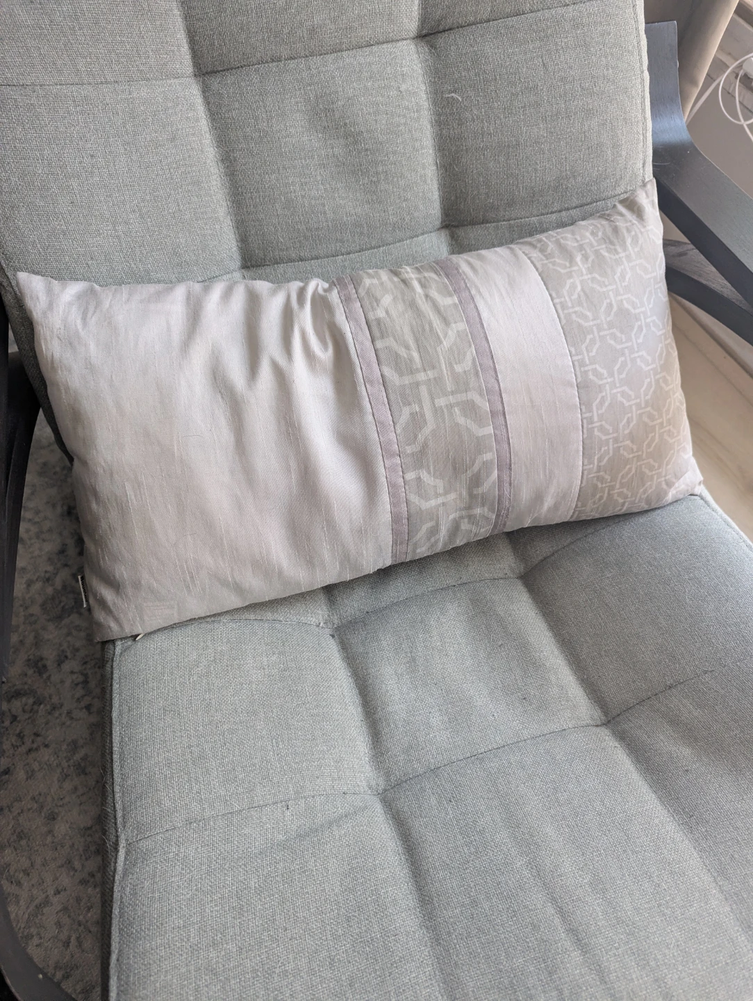 Set of three decorative pillows - photo 3