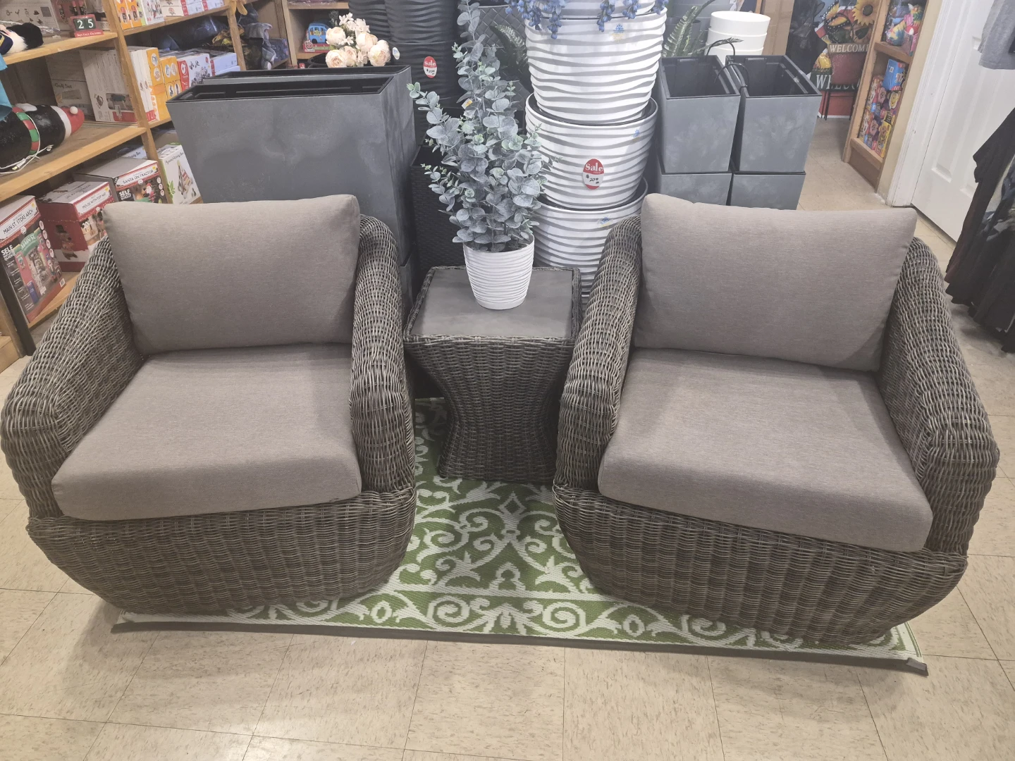 New outdoor swivel Patio Lounge Chair Set of 2 with cushions
