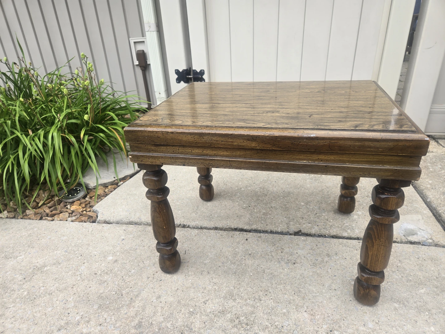 Wooden End Table with Turned Legs