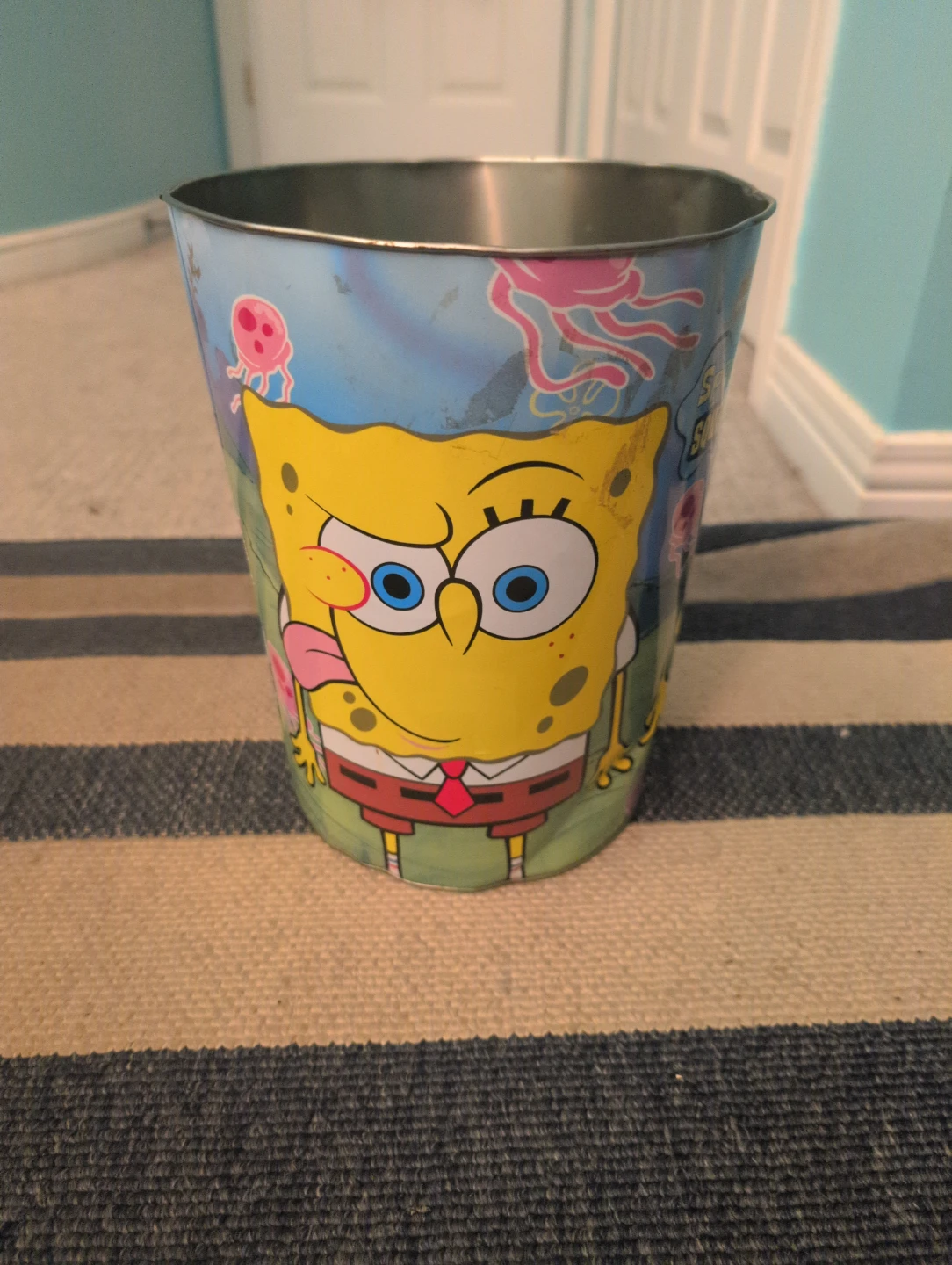 SpongeBob SquarePants Trash Can - photo 4
