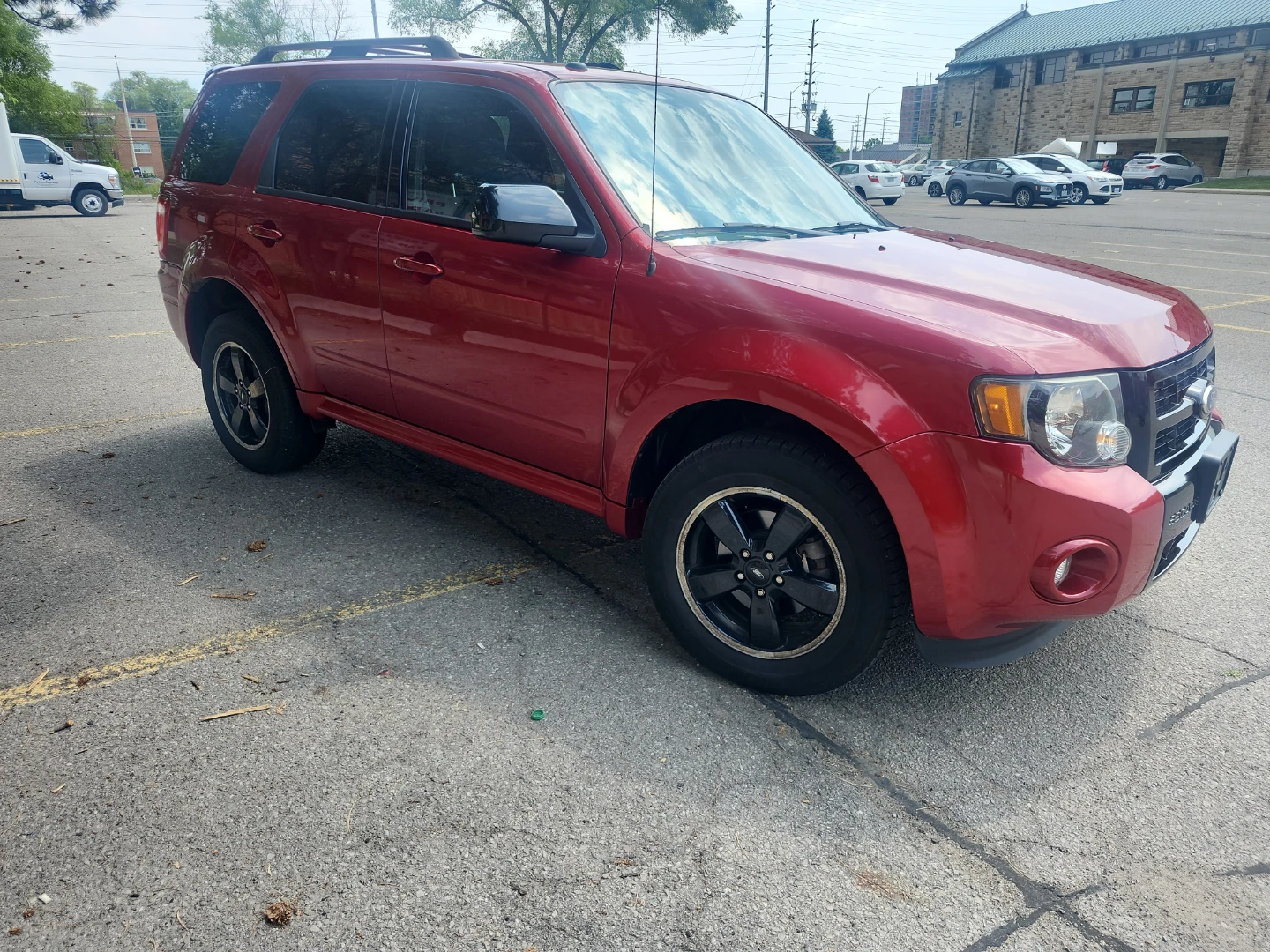 2010 FORD ESCAPE   CLEAN CARFAX 102000 KM ONLY One Owner - photo 3