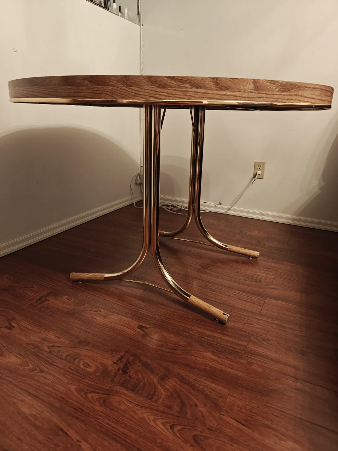 Oval Shaped Dining table set with 4  Height adjustable chairs - photo 3