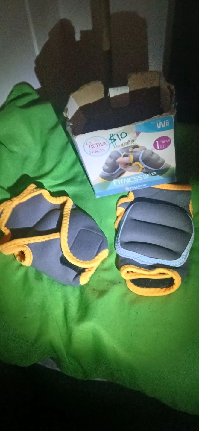 Wii Fit Active Fitness 1lb Weighted Gloves - photo 2