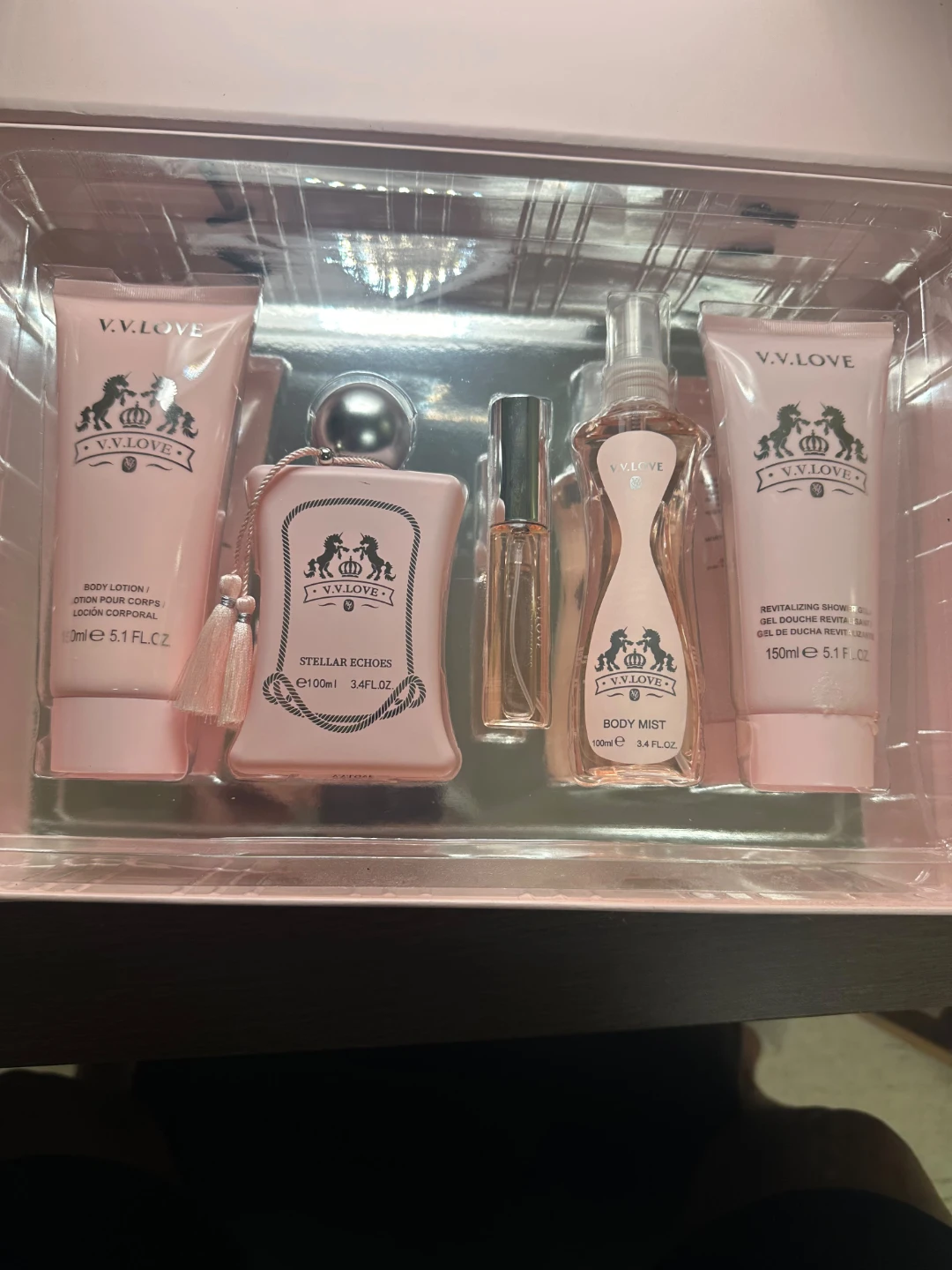 V.V.LOVE Stellar Echoes Eau de Parfum Gift Set - photo 2