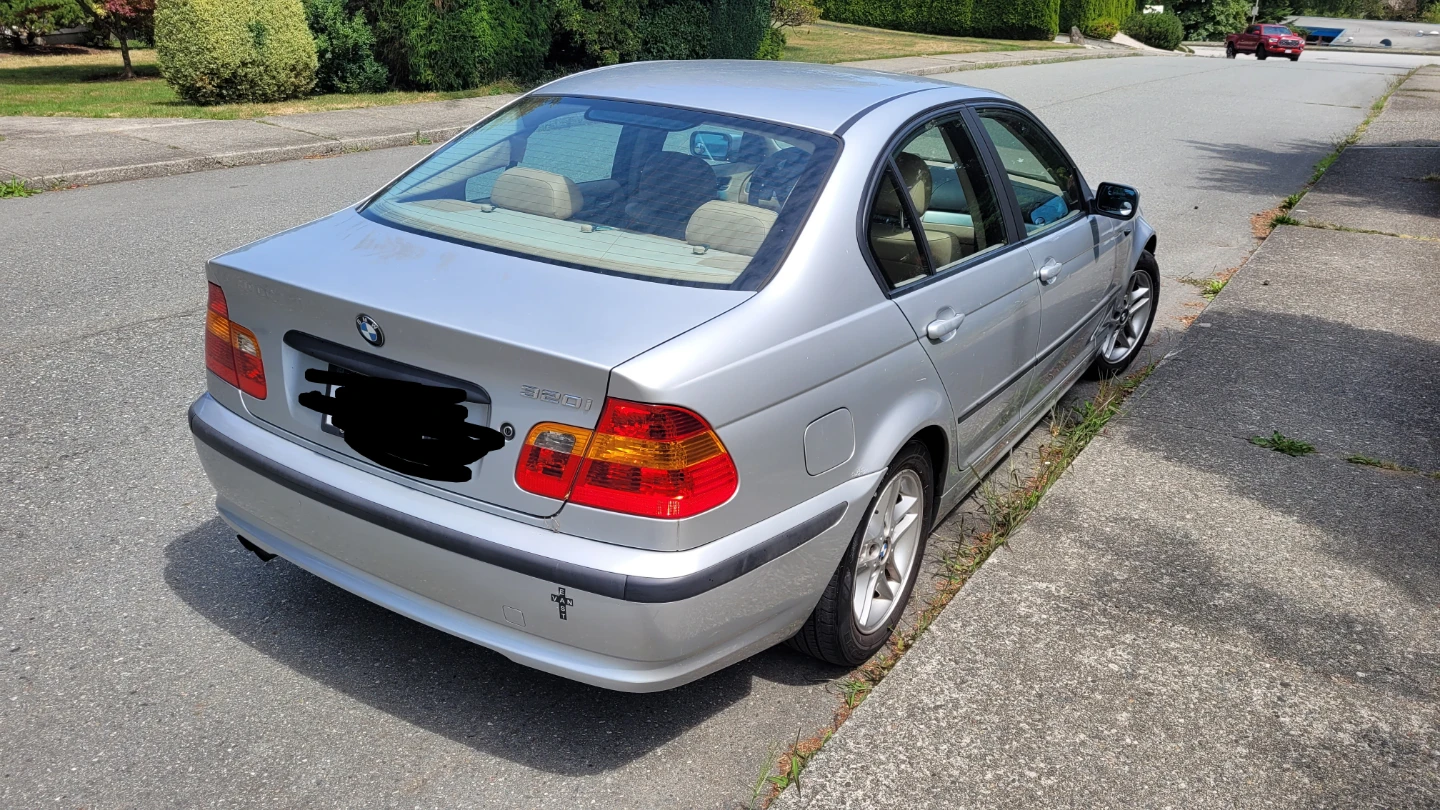 2002 320i BMW