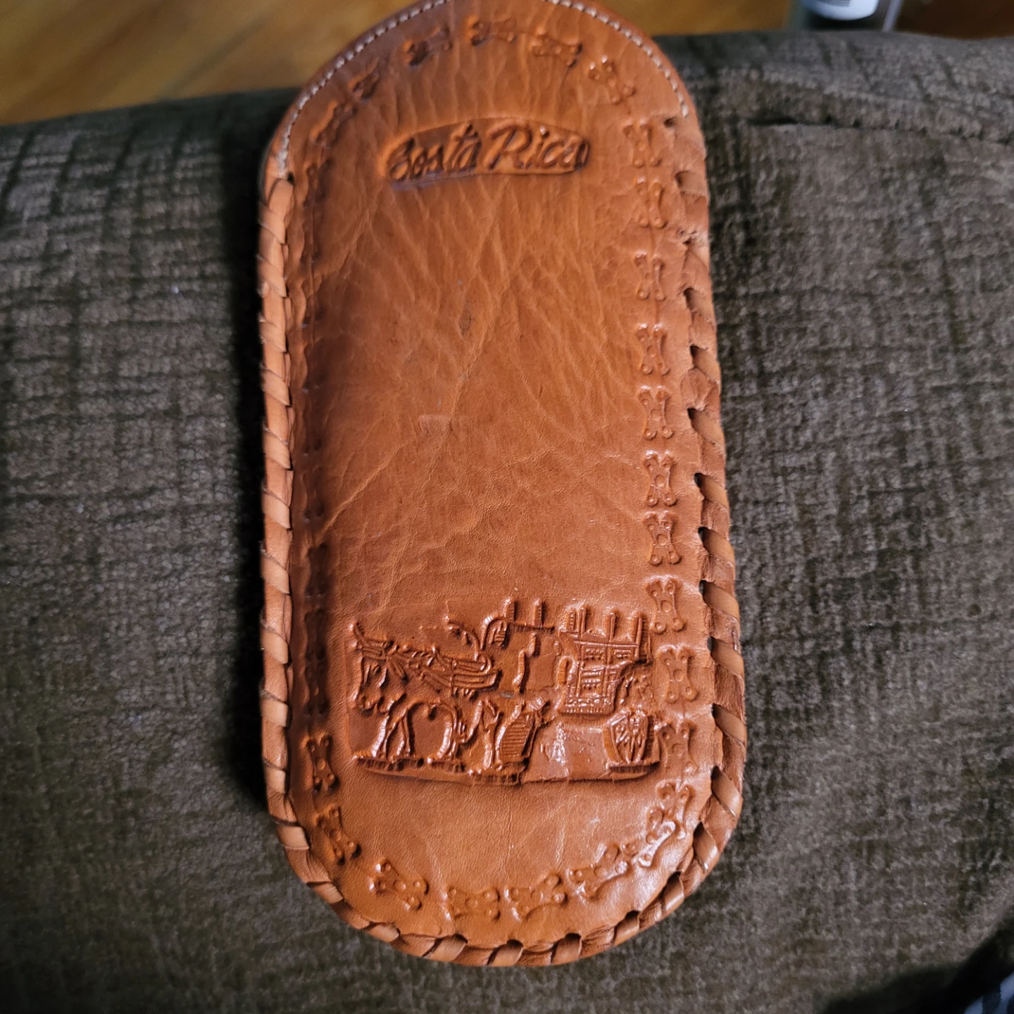 Leather Pouch Case Costa Rica Embossed - photo 2