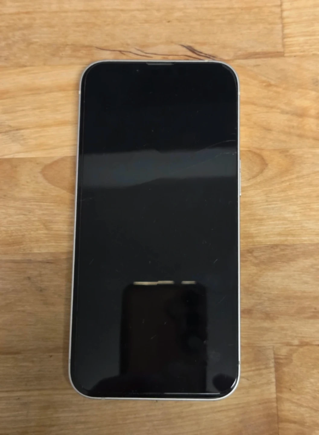 Apple iPhone 13 - 128 GB - Starlight
