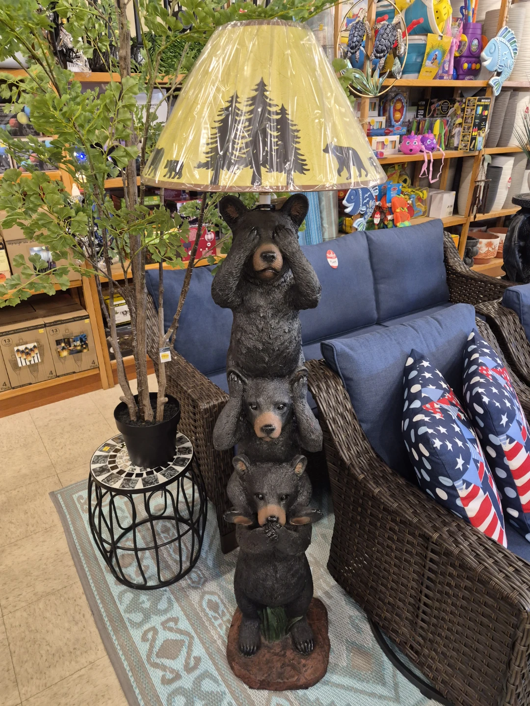 New Bear "See No Evil, Hear No Evil, Speak No Evil" lamp  Statue