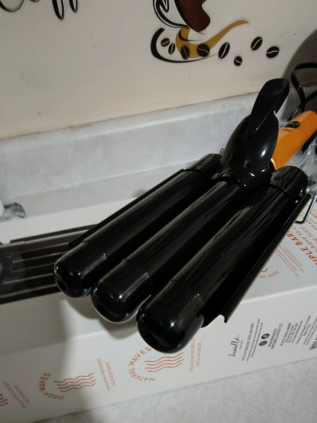Danielle Creations Triple Barrel Waver - photo 3