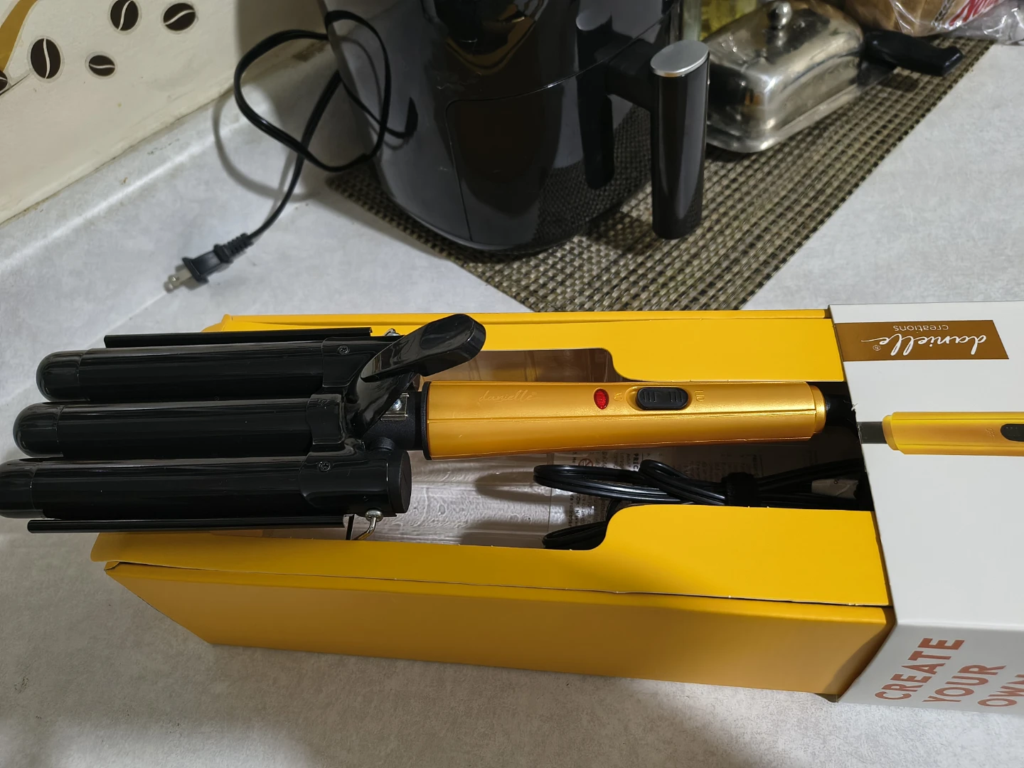 Danielle Creations Triple Barrel Waver - photo 4