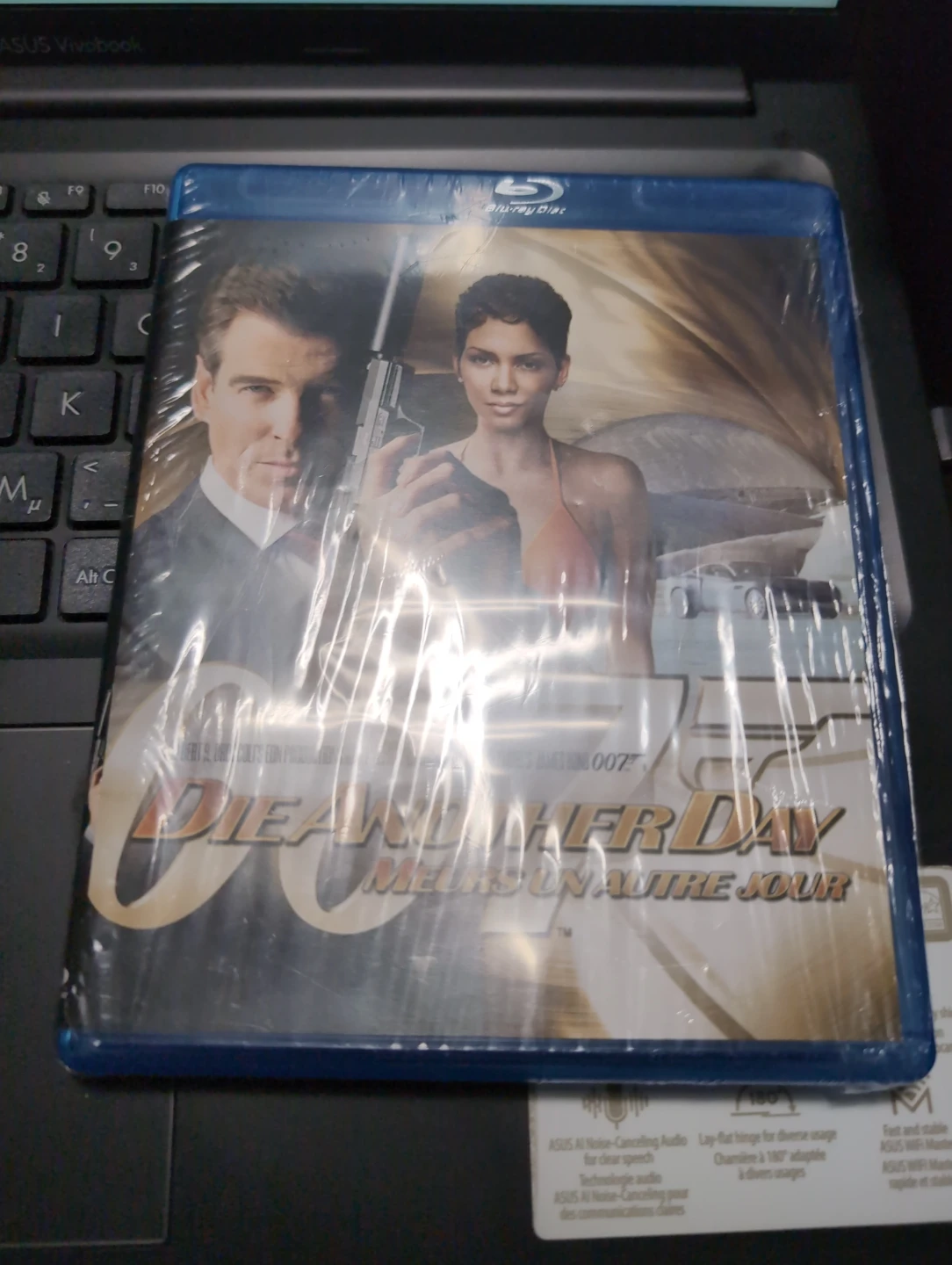 James Bond 007 Die Another Day Blu-ray ( sealed)