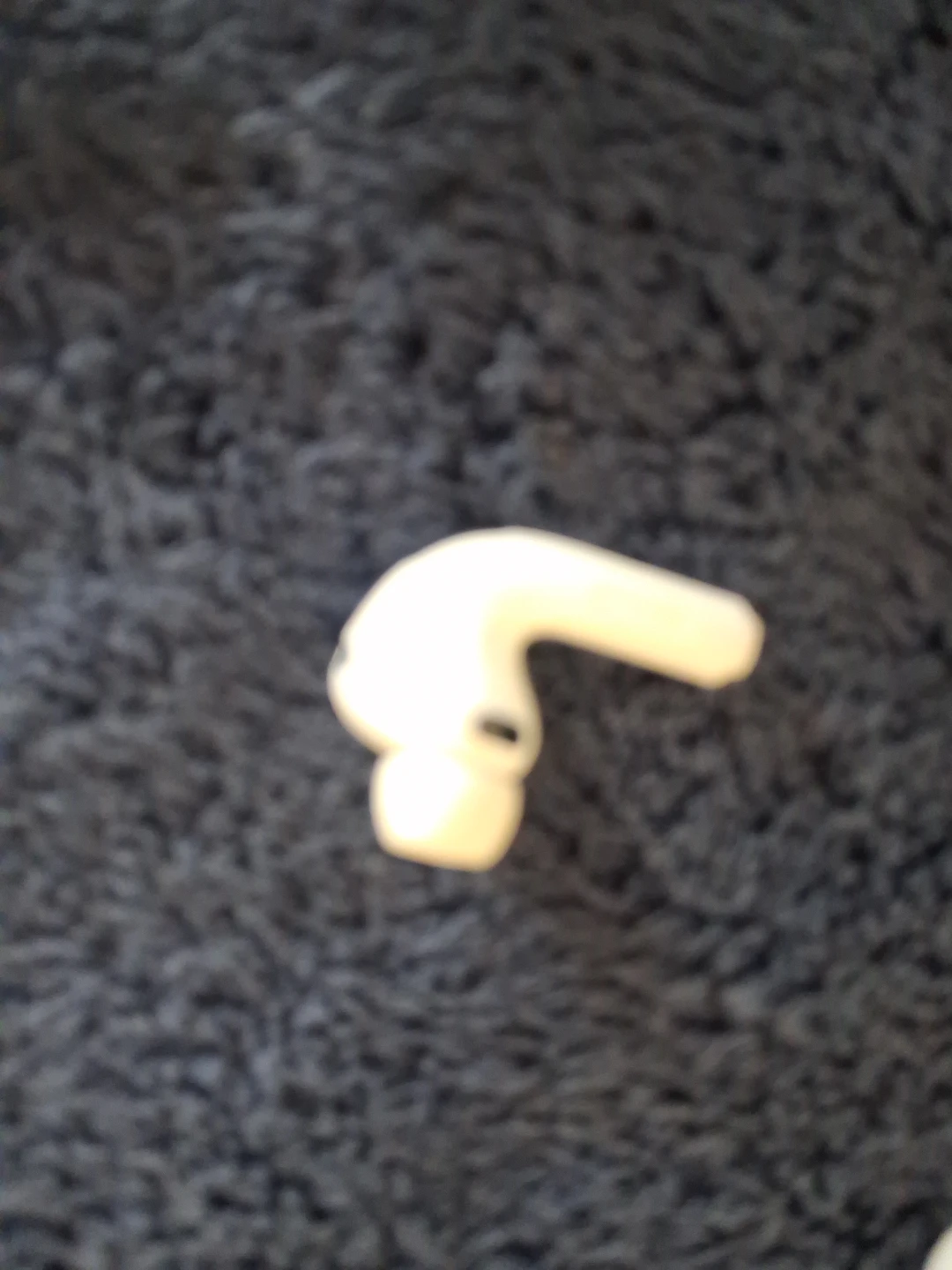 Apple Airpod Pro 3rd Gen replacement earbud A3063 (right side). - photo 3
