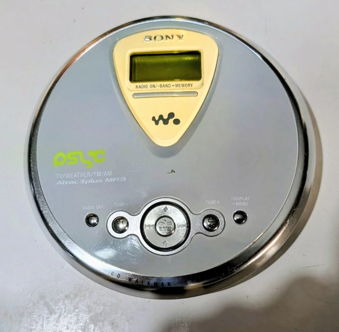 Vintage Sony CD Walkman D-NF400
