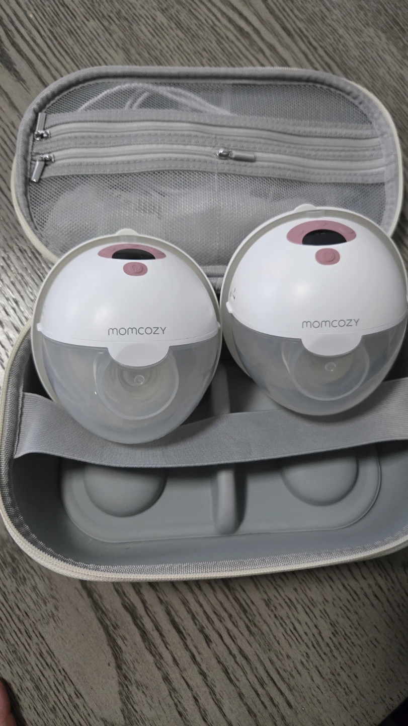 Momcozy Breast Pump with Carrying Case