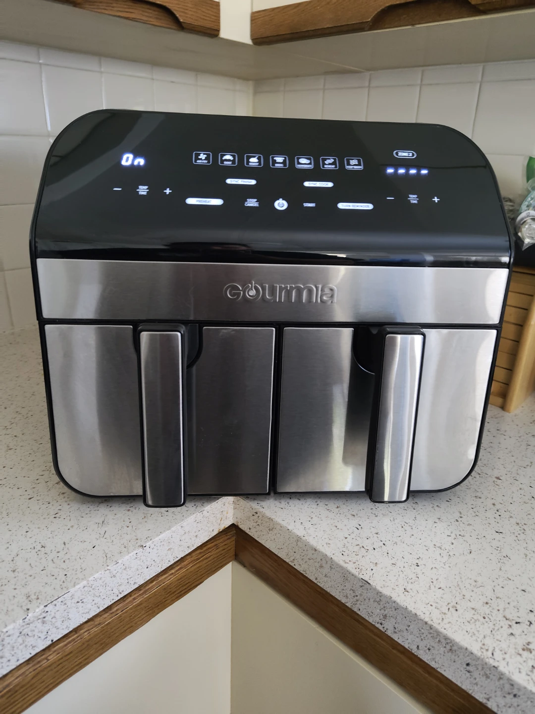 Gourmia Dual Basket Air Fryer - photo 3
