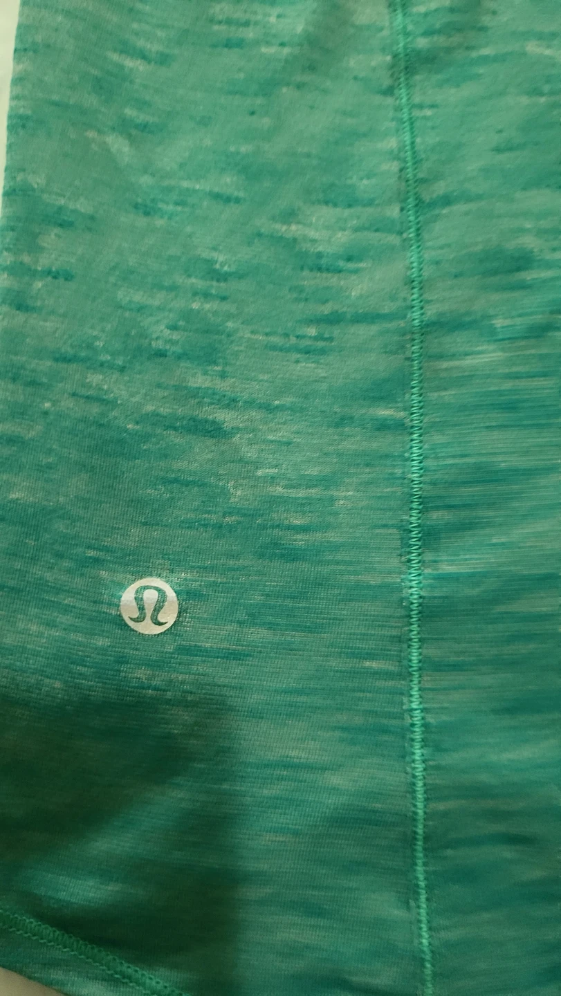 Lululemon Tank Top - photo 2