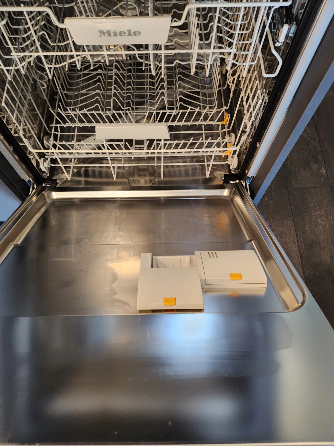 Condo and house cleaning  services - photo 5