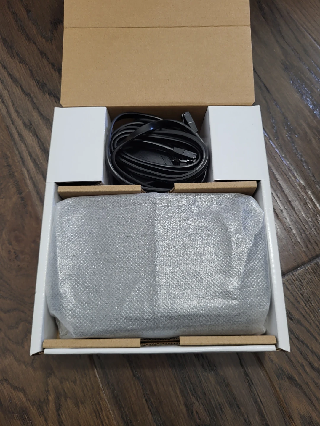 Linksys AC1200 Router - photo 3