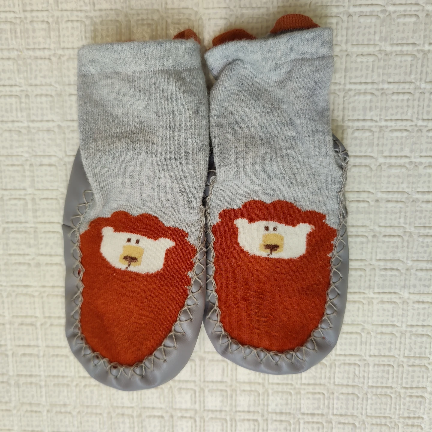 Baby Lion Gripper Slippers indoor shoes - photo 2