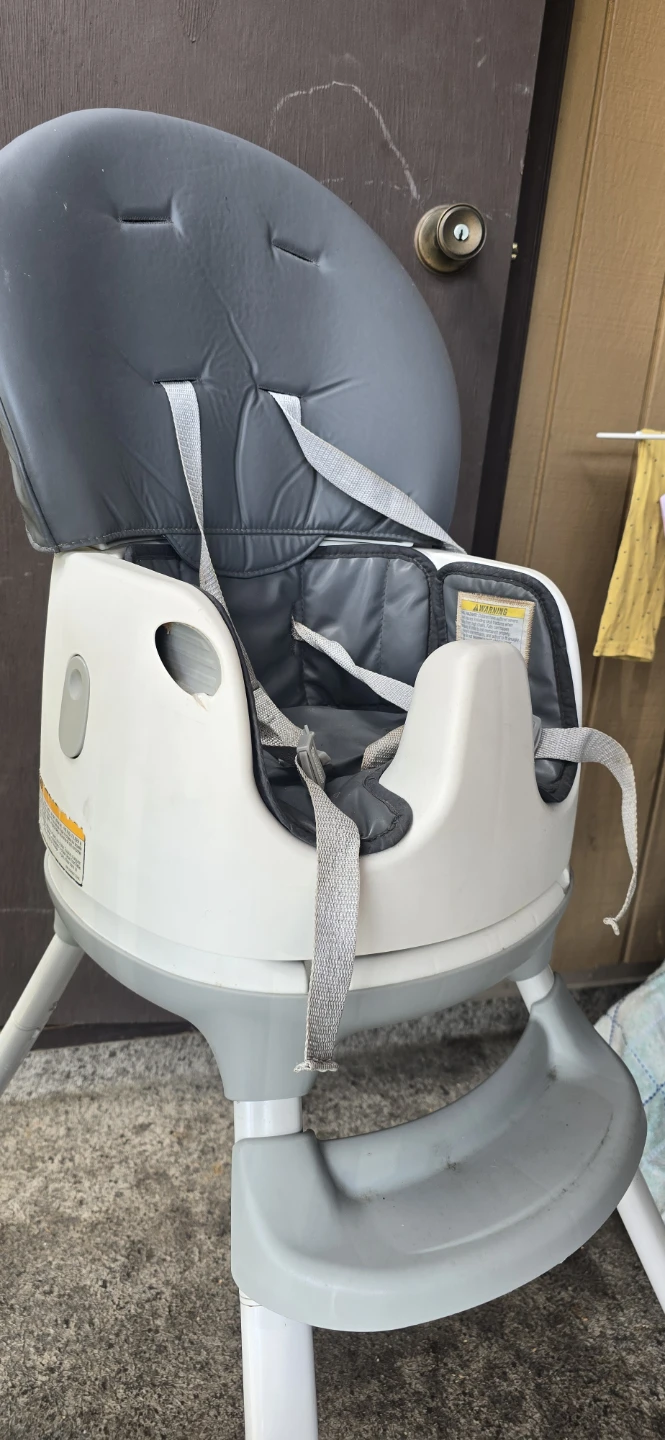 White and Grey High Chair - photo 2