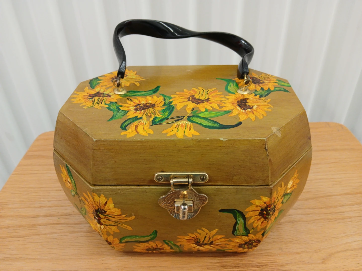 Vintage Wooden Handbag with Sunflower Design
