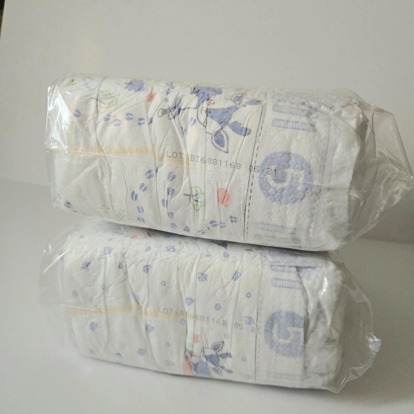 Kirkland Signature Diapers Size 5 (Pack of 2) - photo 2