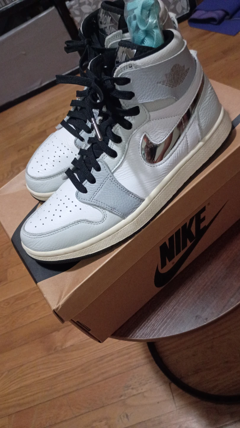Nike Women's Jordan Air 1 Zoom - photo 2