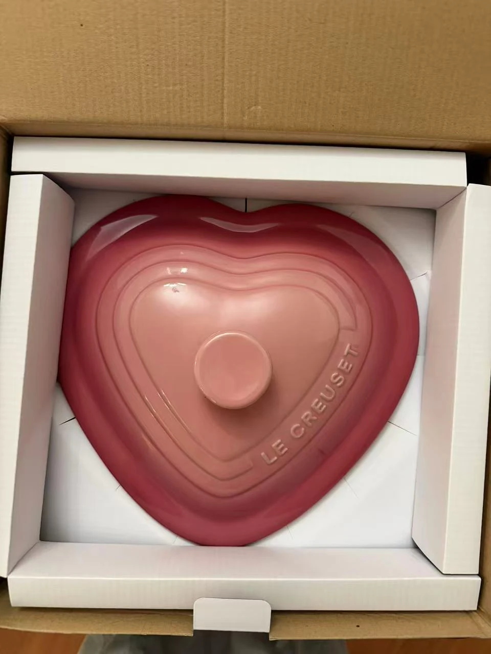 Le Creuset Heart Casserole with Lid Special Edition - photo 4