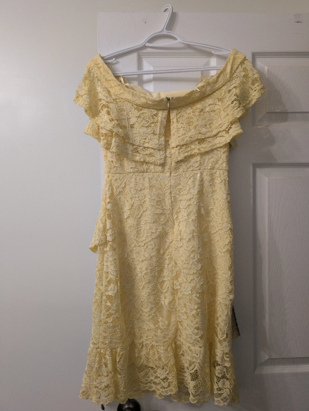 Yellow Lace Off-the-Shoulder Dress - photo 2