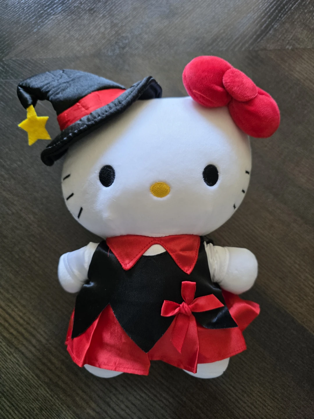 Hello Kitty Stuffed 11"