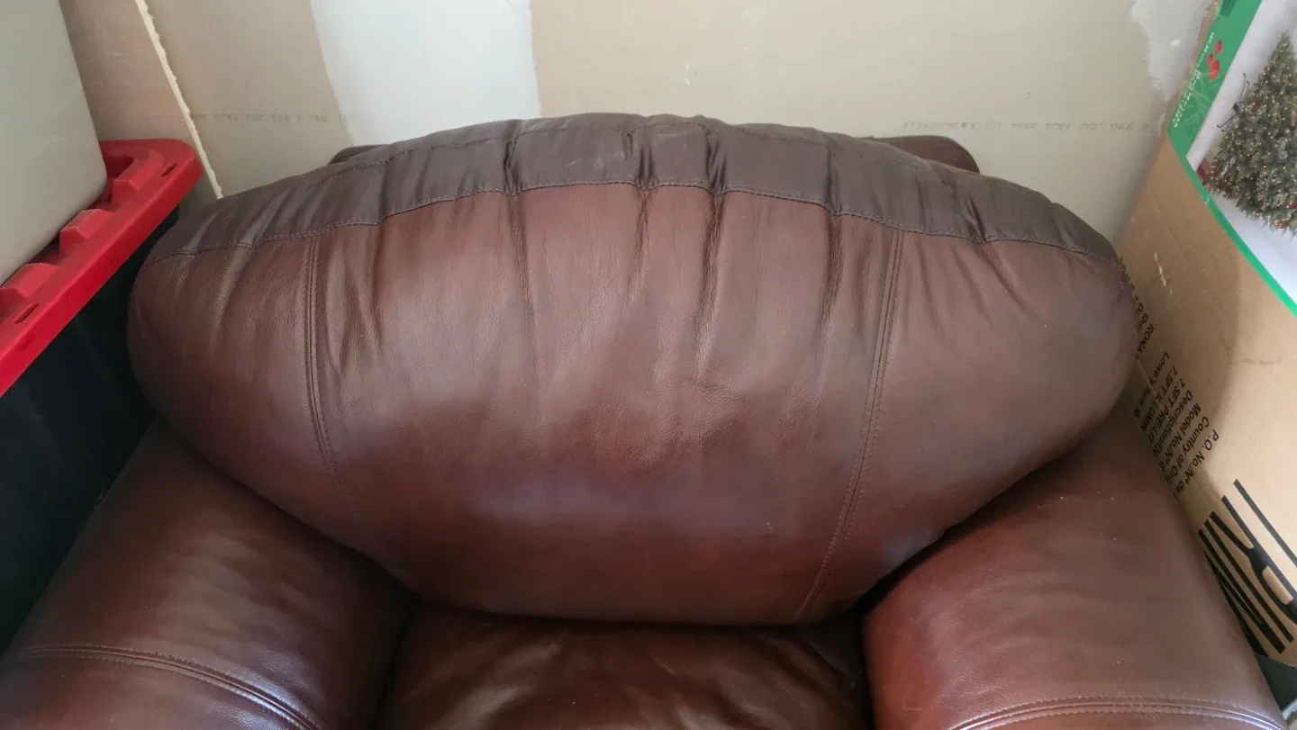 Brown Leather Armchair - photo 4